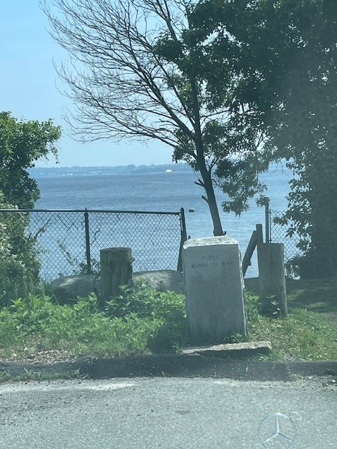 0 Wapping Drive Bristol, RI 02809 - Photo 7 of 11 Park shores has multiple PUBLIC RIGHT-A-WAYS along the Kickemuit River to access. This one is located at the end of Annawamscutt Avenue