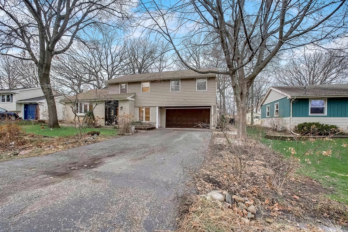 379 Hickory Road Lake Zurich, IL 60047 - Photo 44 of 47