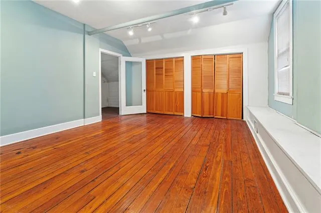 $3,600 | 1927 Napoleon Avenue, New Orleans, LA 70115