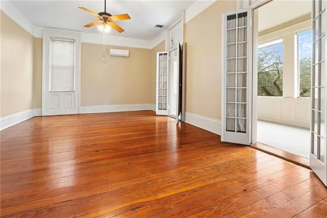 $3,600 | 1927 Napoleon Avenue, New Orleans, LA 70115