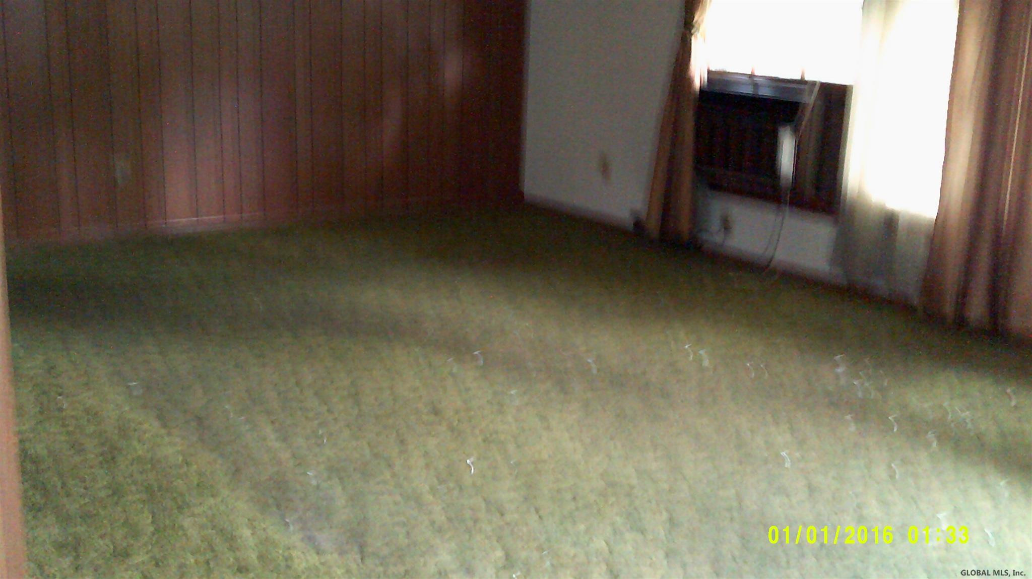 417 Clayton Road Schenectady, NY 12304 - Photo 4 of 4 Photo 4