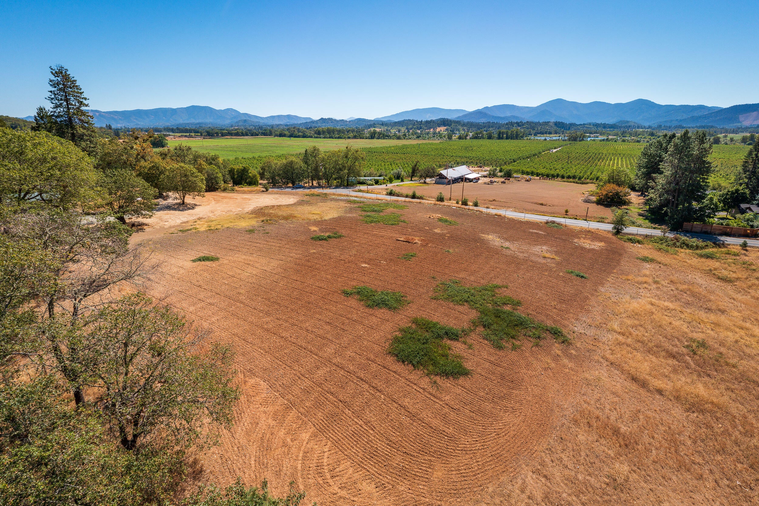 South River Road, Unit 1202 Grants Pass, OR 97526 - Photo 1 of 9 View SE