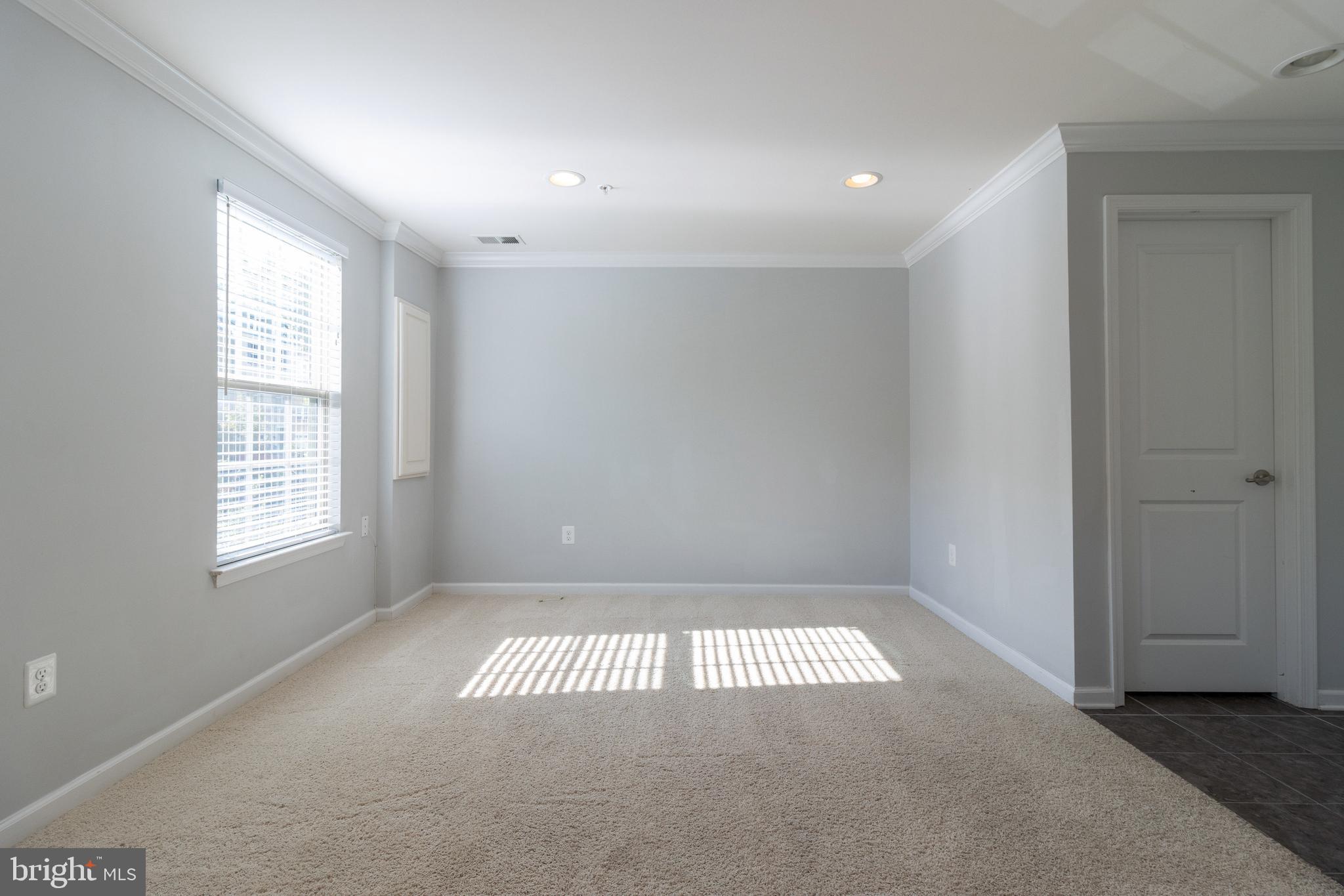 1044 Ramble Run Road Baltimore, MD 21220 - Photo 4 of 37