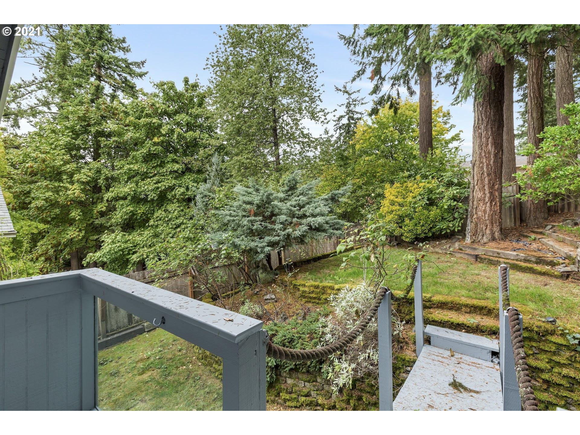 9510 Southwest 53rd Avenue Portland, OR 97219 - Photo 23 of 27 Gallery Image 23