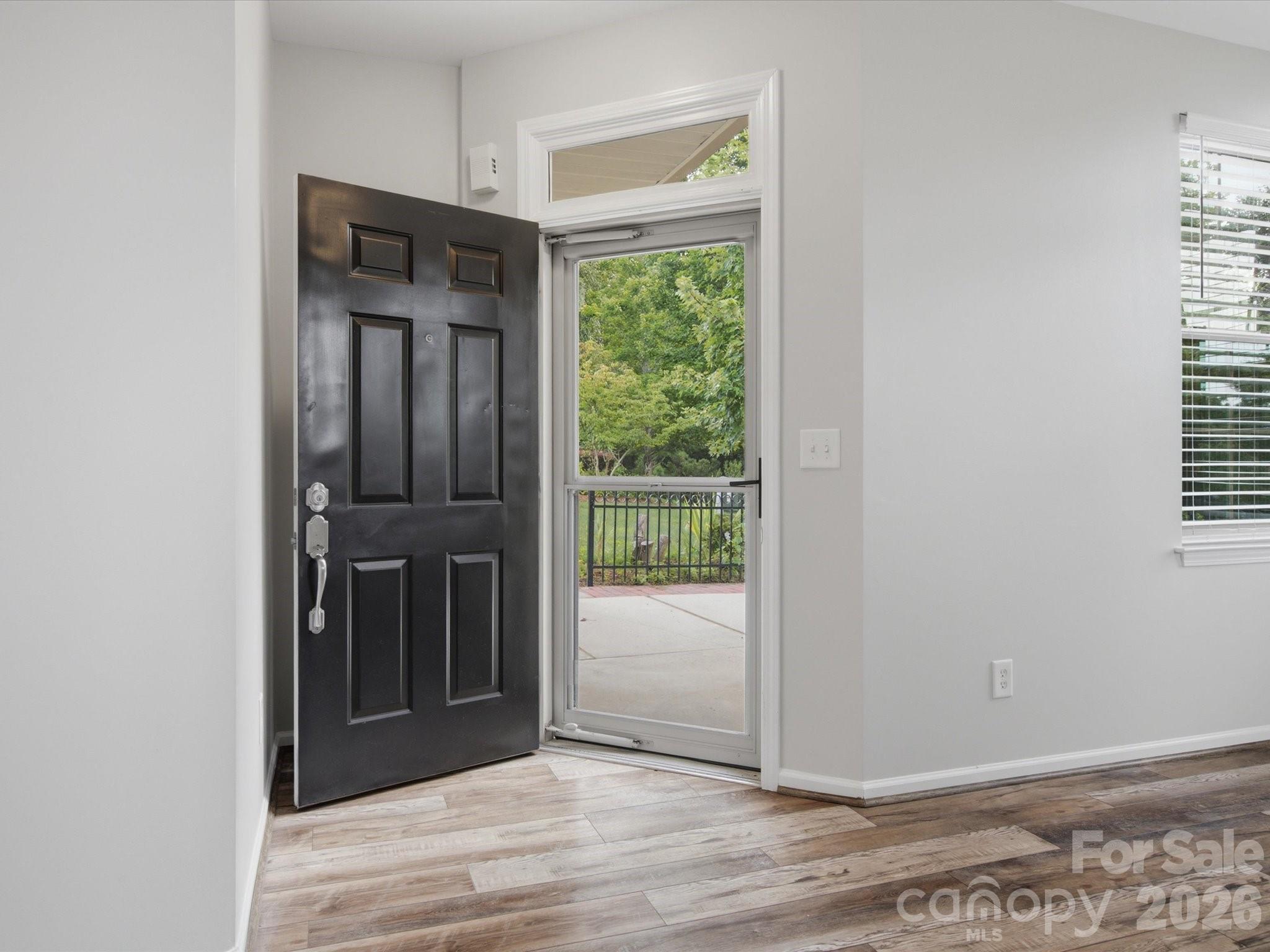 868 Ledgestone Court Tega Cay, SC 29708 - Photo 7 of 32 Gallery Image 7