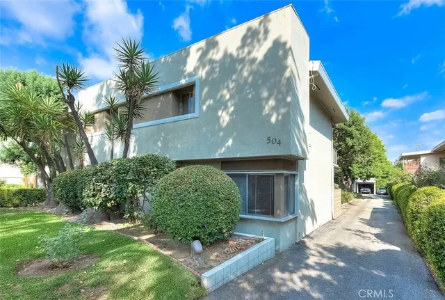 $2,200 | 504 South Euclid Avenue, Unit 5, Pasadena, CA 91101