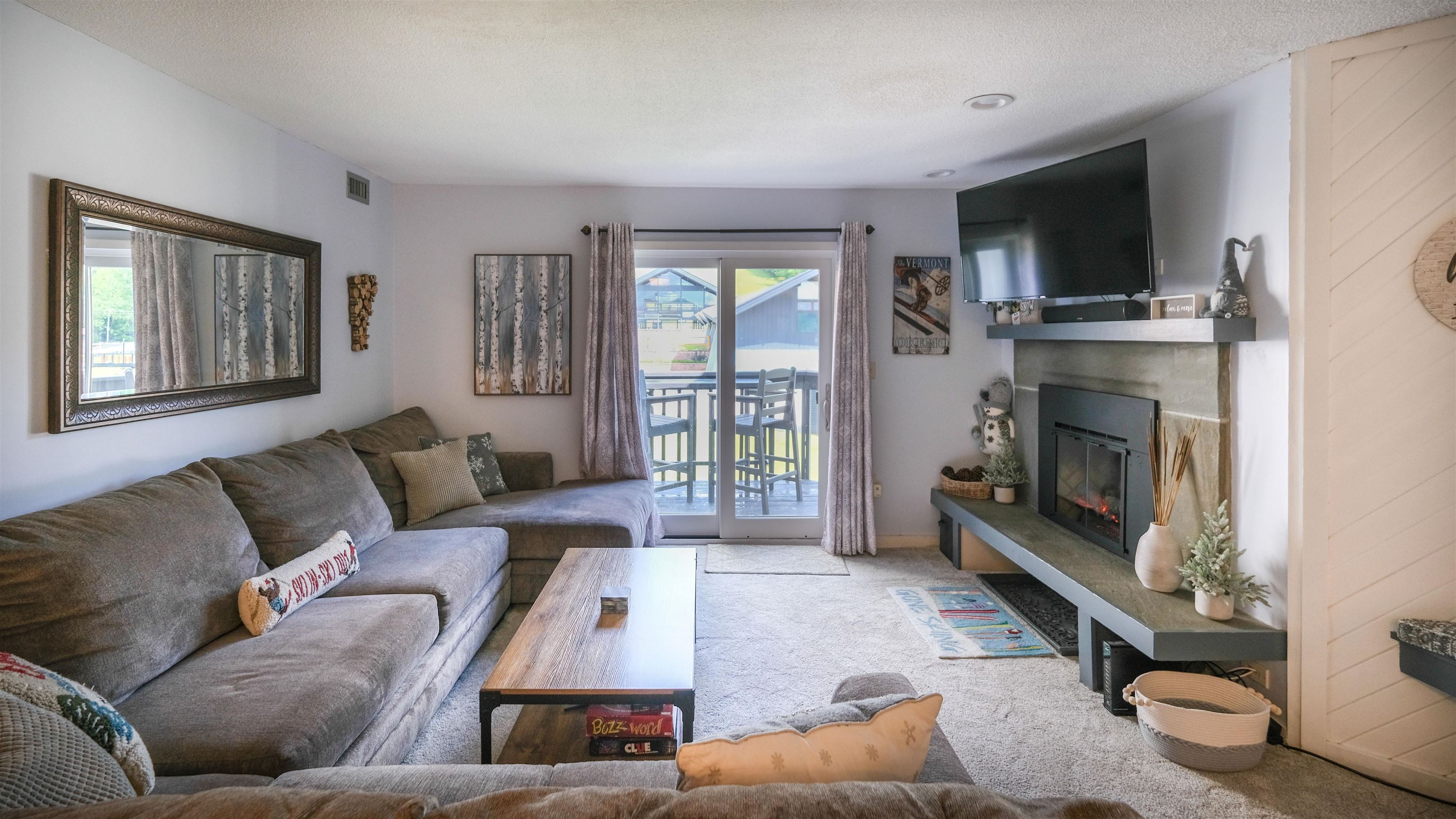 318 Mountain Road, Unit A302 Ludlow, VT 05149 - Photo 6 of 39