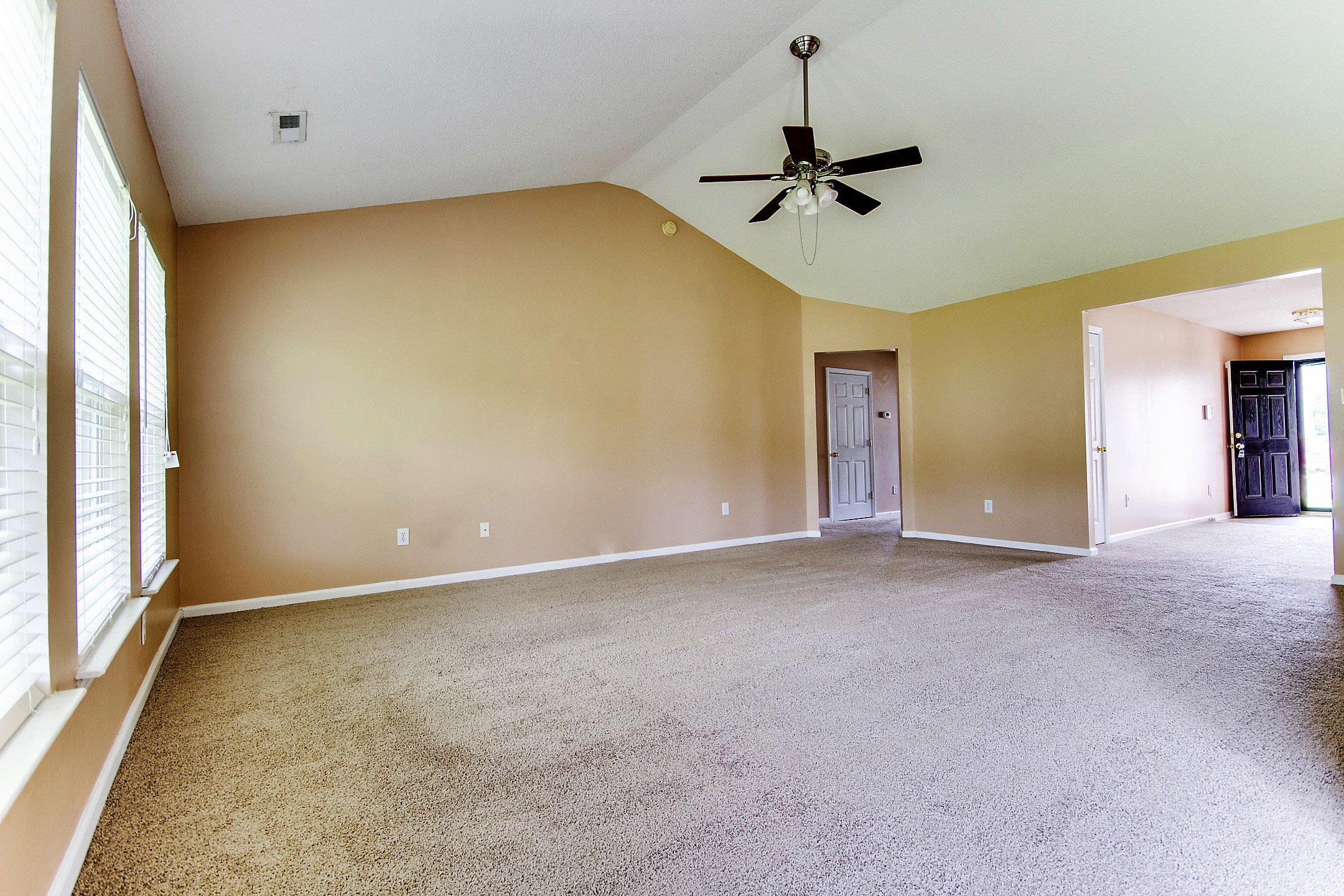 212 Border Road Goose Creek, SC 29445 - Photo 5 of 19 5