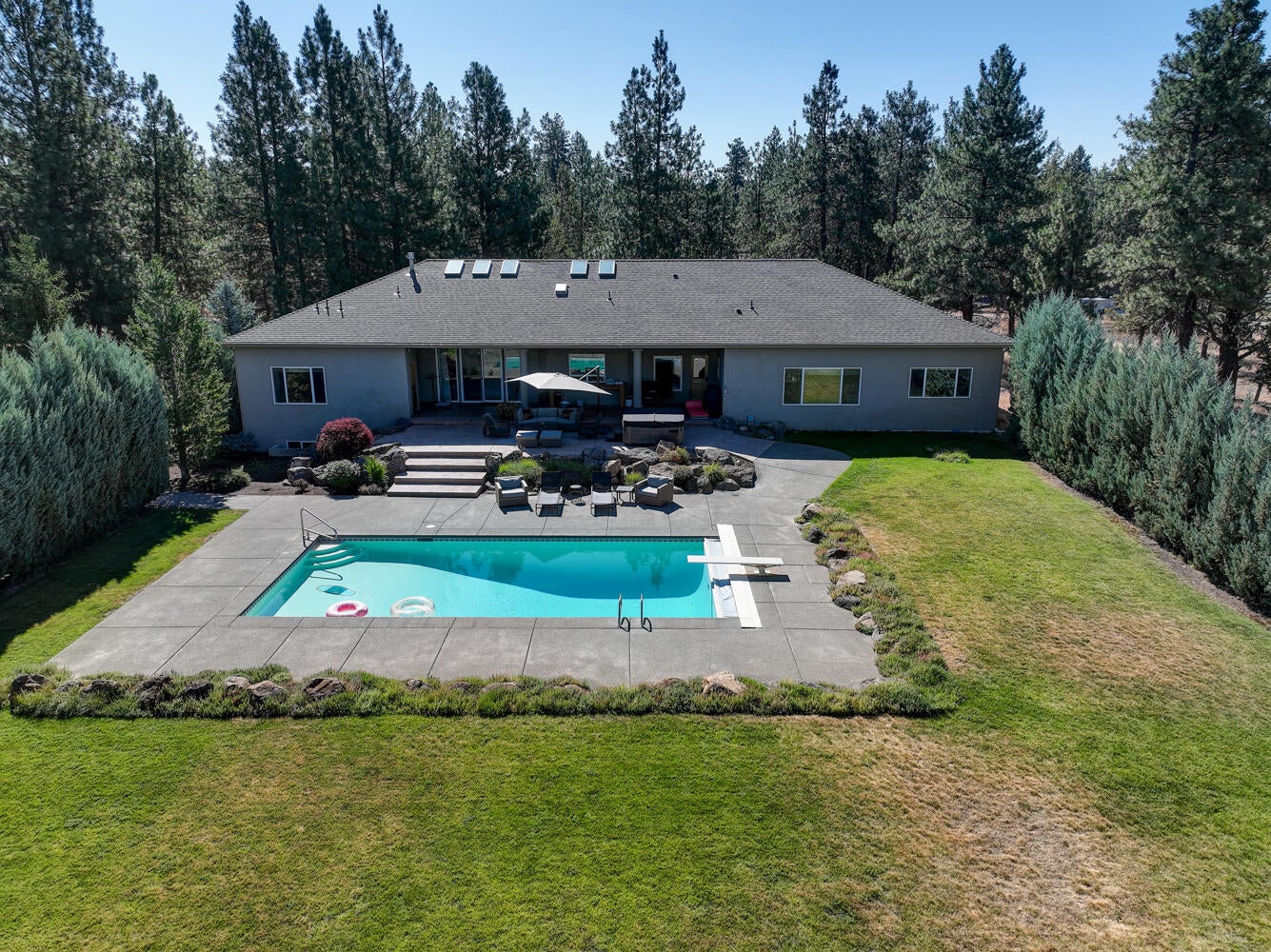 67555 Cloverdale Road Sisters, OR 97759 - Photo 3 of 49 67555 Cloverdale Rd-54