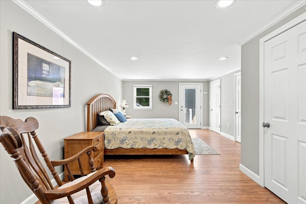 46 Hoover Road Walpole, MA 02081 - Photo 11 of 34 Gallery Image 11