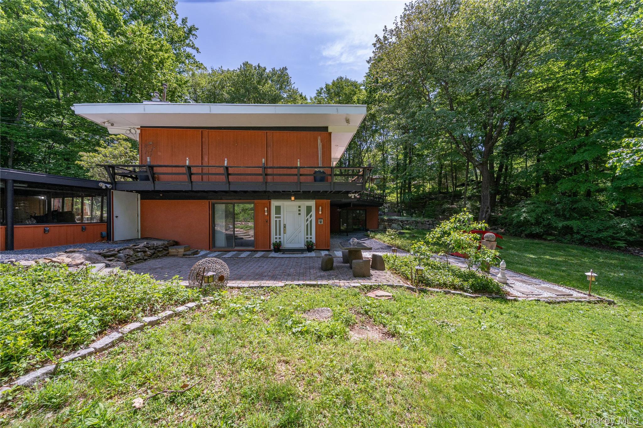 4 Half Mile Road Armonk, NY 10504 - Photo 2 of 28