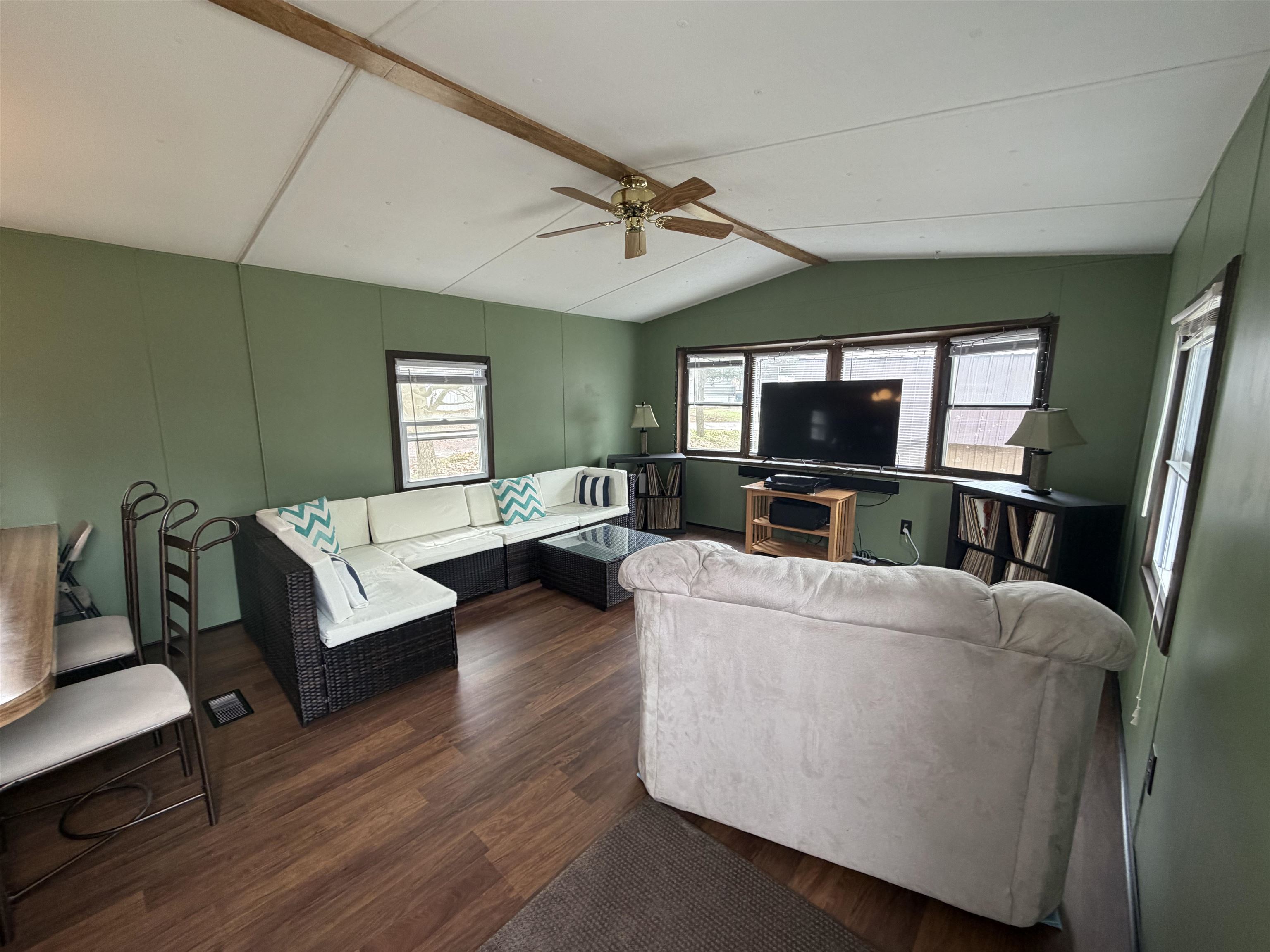 1770 Wisconsin Dells, Unit B2 Wisconsin Dells, WI 53965 - Photo 4 of 41