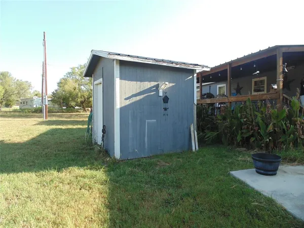$229,000 | 6275 County Road 325, Blanket, TX 76432