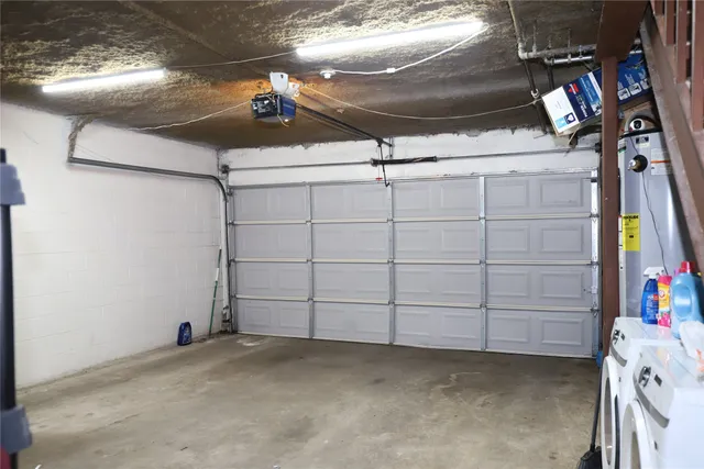 a view of a back yard of the house