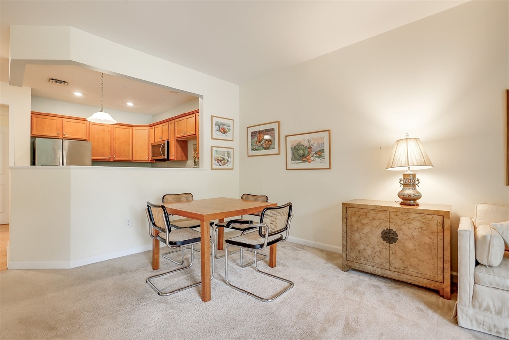 36 Abigail Way, Unit 1009 Reading, MA 01867 - Photo 4 of 29