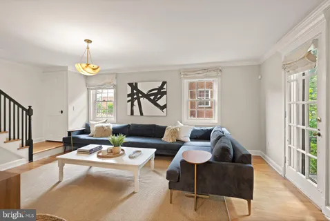 $1,115,000 | 4843 Arlington Boulevard, Arlington, VA 22203