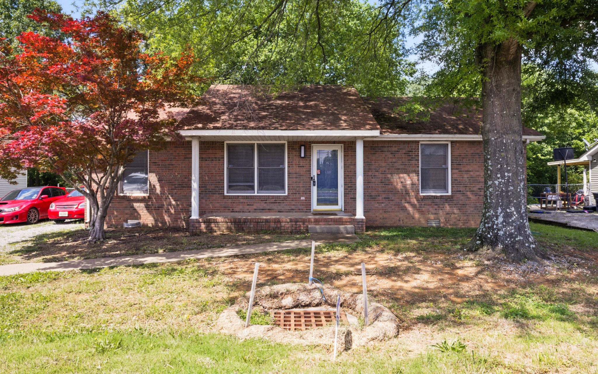 763 Needmore Road Clarksville, TN 37040 - Photo 38 of 43 a backyard of a house with barbeque oven
