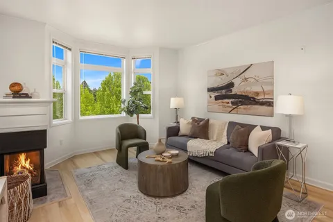 $433,950 | 122 State Street, Unit 207E, Kirkland, WA 98033