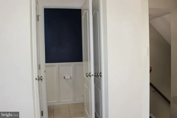 $3,350 | 23261 Carters Meadow Terrace, Ashburn, VA 20148