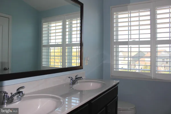 $3,350 | 23261 Carters Meadow Terrace, Ashburn, VA 20148