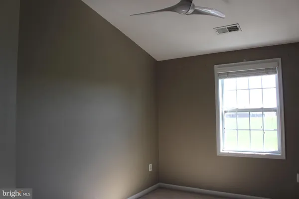 $3,350 | 23261 Carters Meadow Terrace, Ashburn, VA 20148