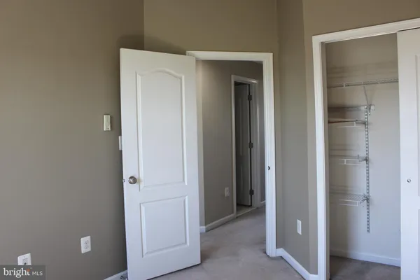 $3,350 | 23261 Carters Meadow Terrace, Ashburn, VA 20148
