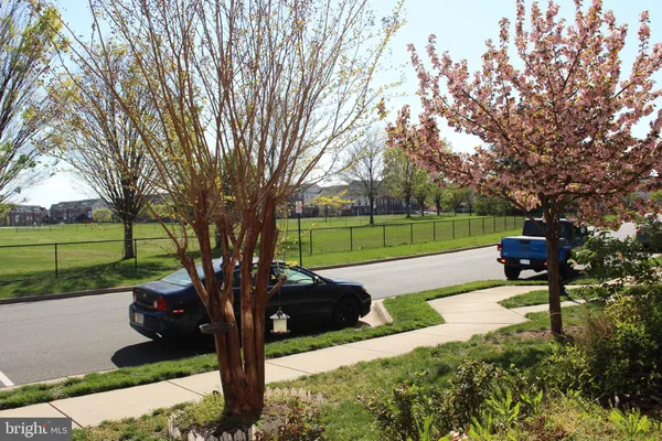 $3,350 | 23261 Carters Meadow Terrace, Ashburn, VA 20148