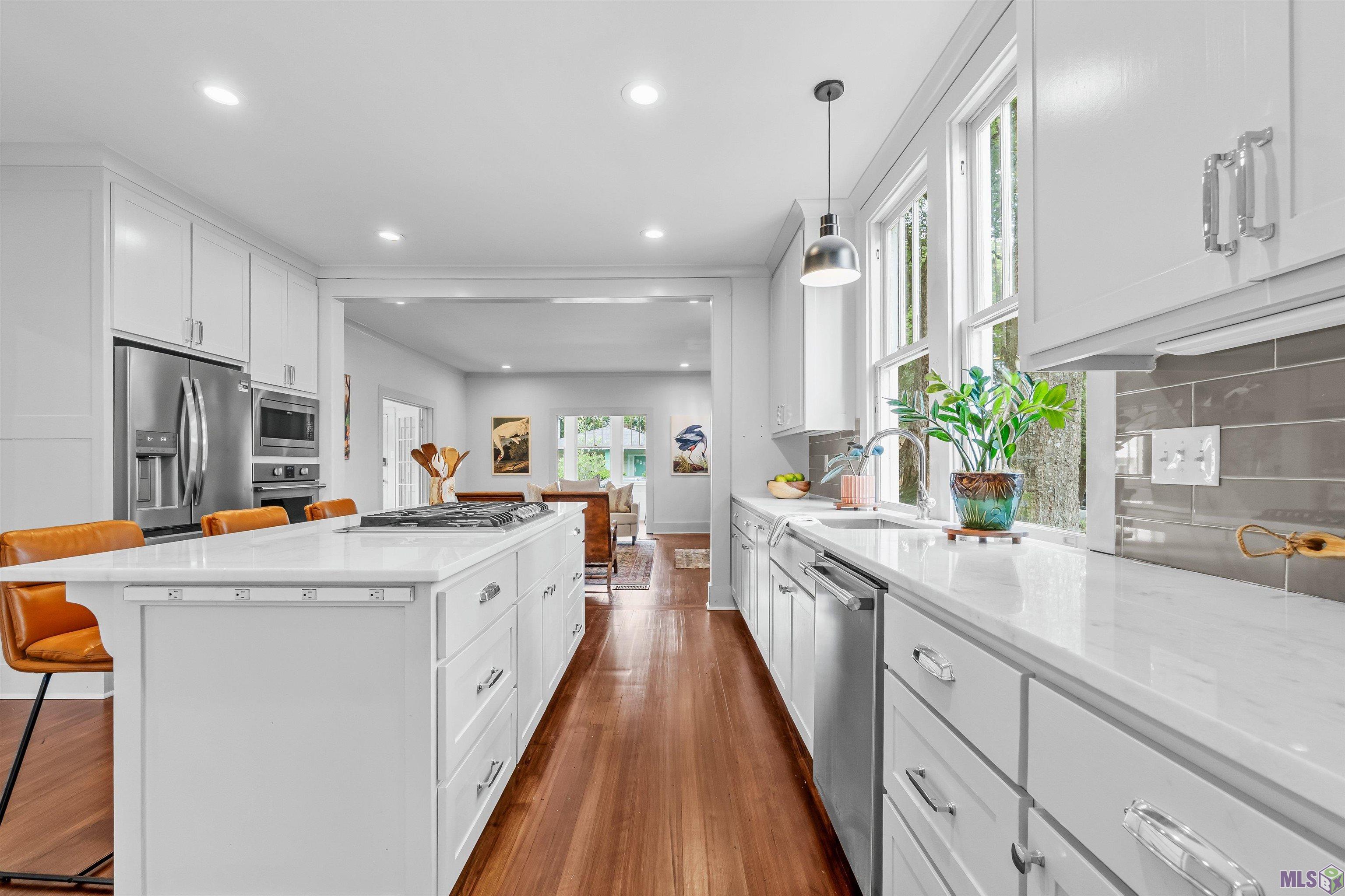 2174 Wisteria Street Baton Rouge, LA 70806 - Photo 10 of 26 Kitchen View 3