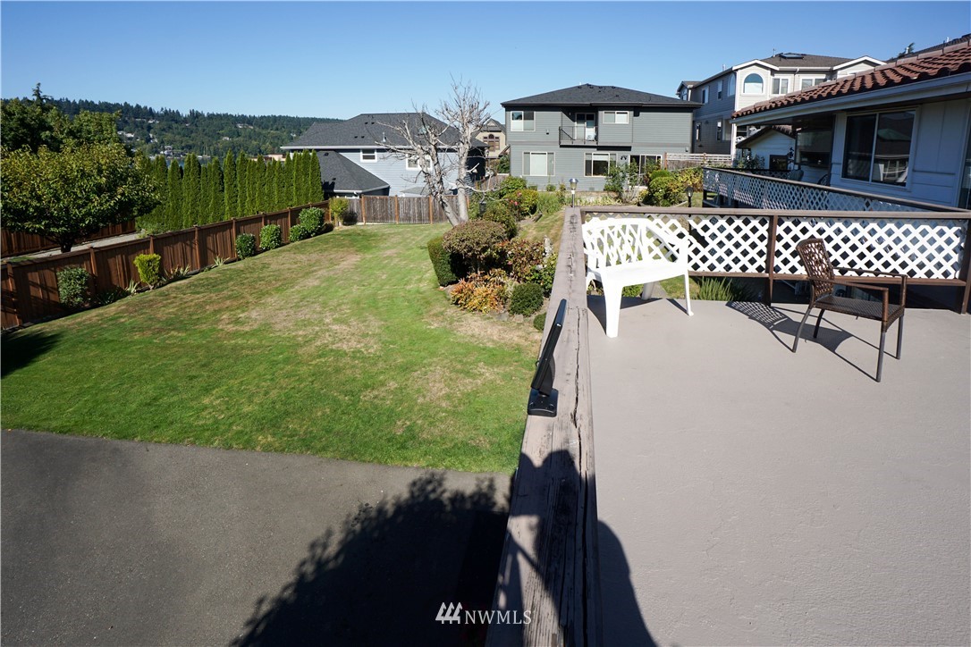 1012 North 36th Street Renton, WA 98056 - Photo 7 of 18
