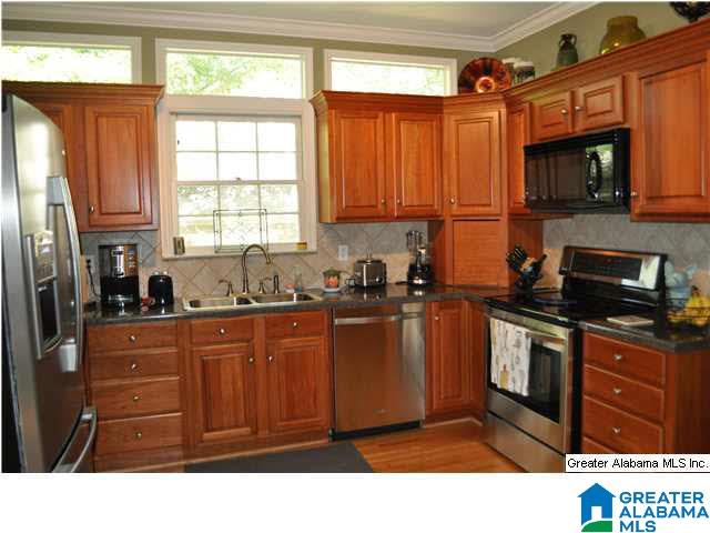 1404 Eden Ridge Circle Birmingham, AL 35244 - Photo 10 of 14