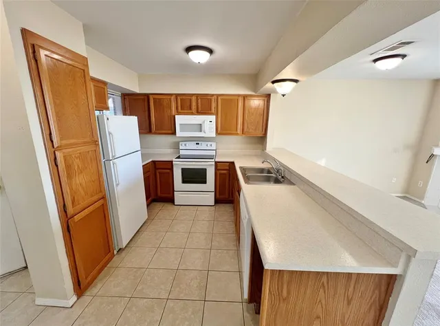 $1,600 | 171 Henry M Chandler Drive, Rockwall, TX 75032