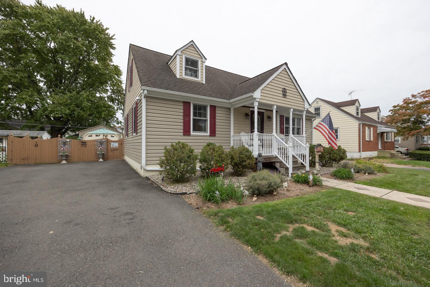 4221 Blair Mill Road Hatboro, PA 19040 - Photo 3 of 42 a front view of a house with garden