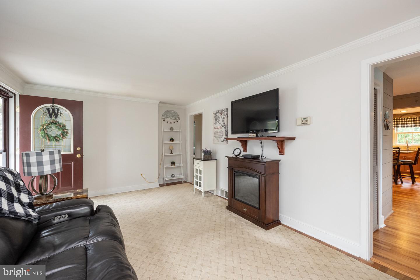 4221 Blair Mill Road Hatboro, PA 19040 - Photo 9 of 42 a living room with furniture and a flat screen tv