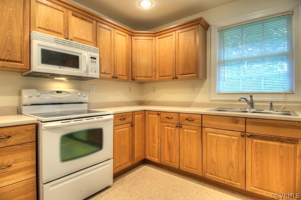 27572 Sunshine Road Ruther Glen, VA 22546 - Photo 10 of 22 Gallery Image 10
