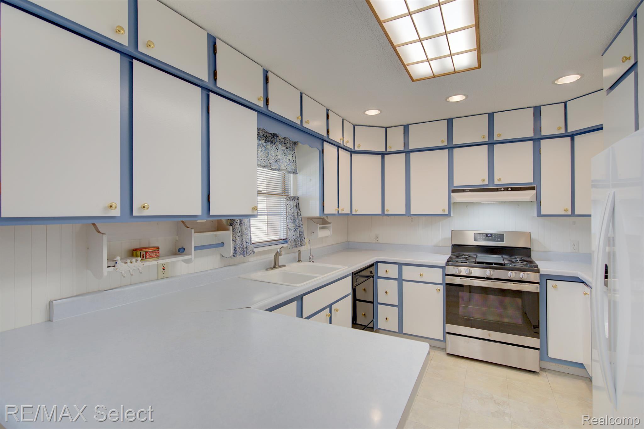 5132 Torrey Road Flint, MI 48507 - Photo 14 of 36 Gallery Image 14