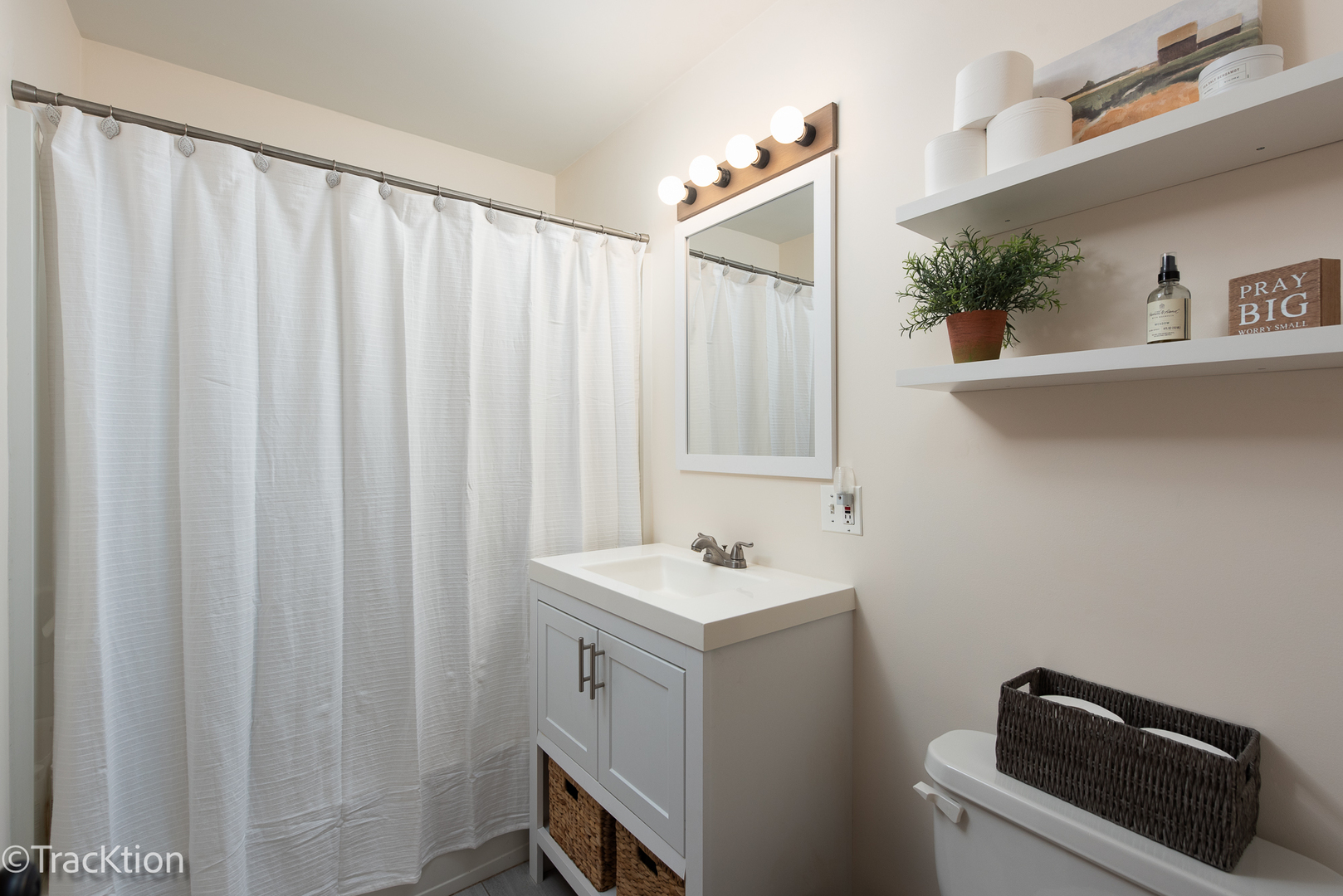 10S450 Ruth Drive Lemont, IL 60439 - Photo 16 of 22 a bathroom with a sink and a mirror