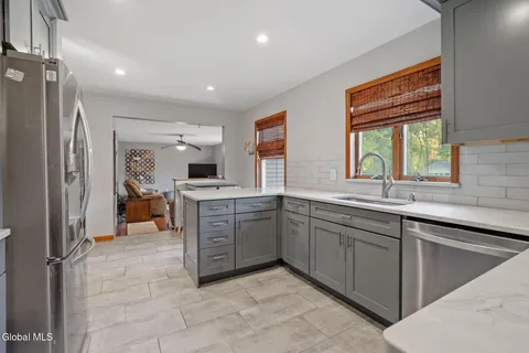 $424,900 | 58 Sisson Road, Moreau, NY 12803