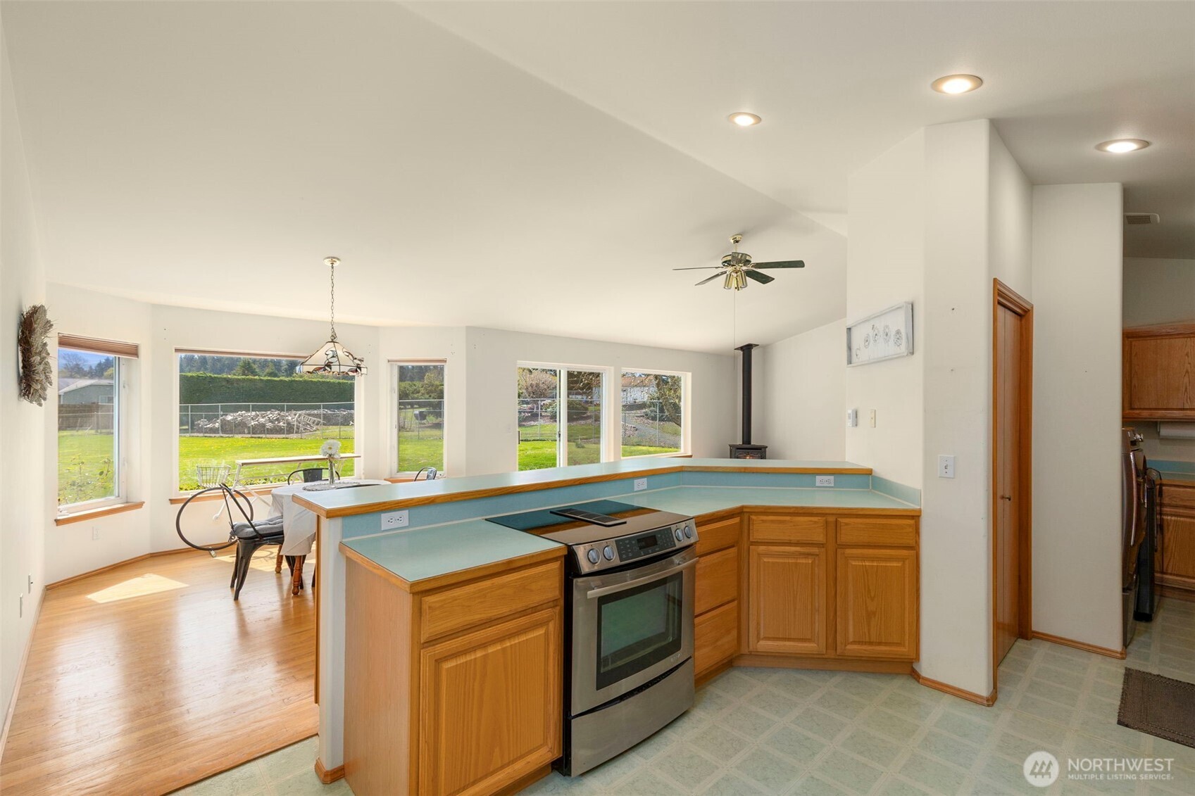 52 McComb Road Sequim, WA 98382 - Photo 14 of 34