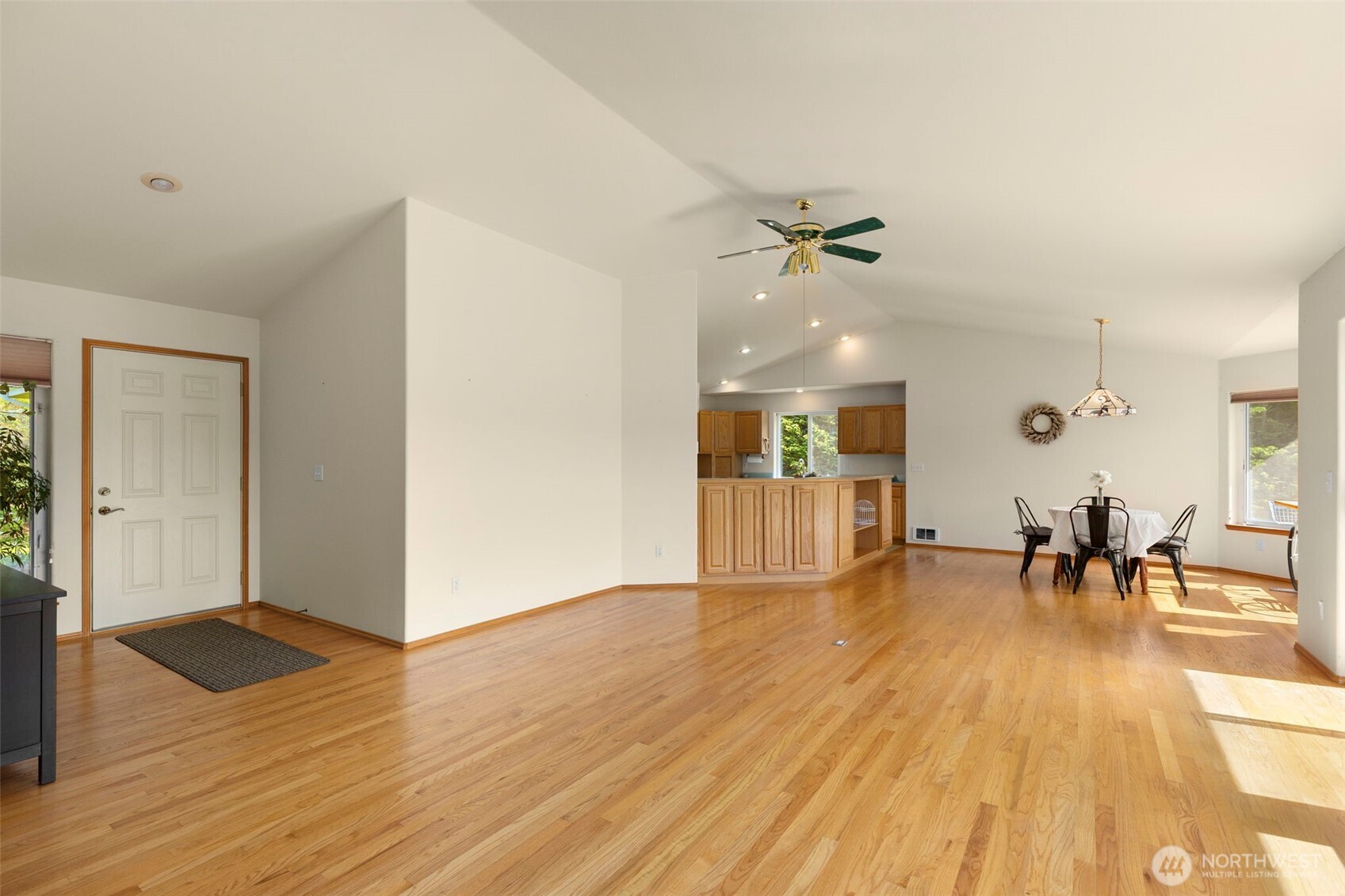 52 McComb Road Sequim, WA 98382 - Photo 6 of 34