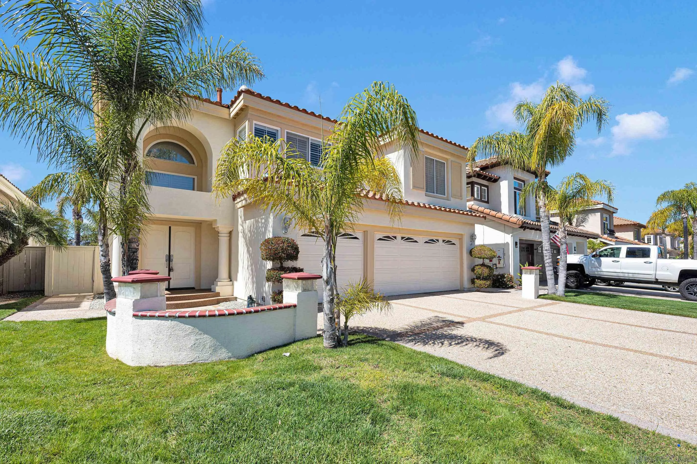 45441 Camino Monzon Temecula, CA 92592 - Photo 53 of 53 a view of a house with a swimming pool