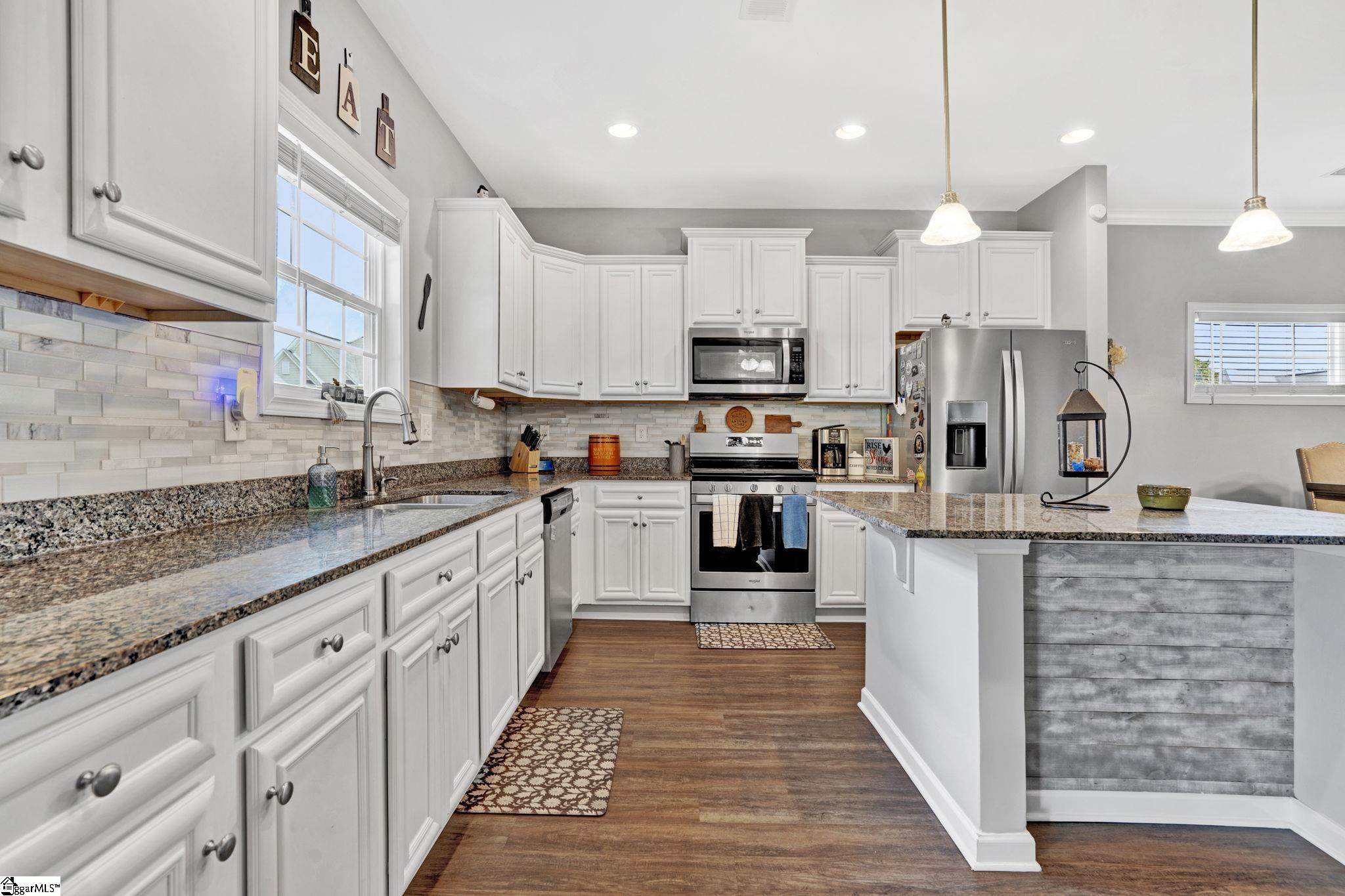 817 Camberwell Road Simpsonville, SC 29680 - Photo 9 of 43