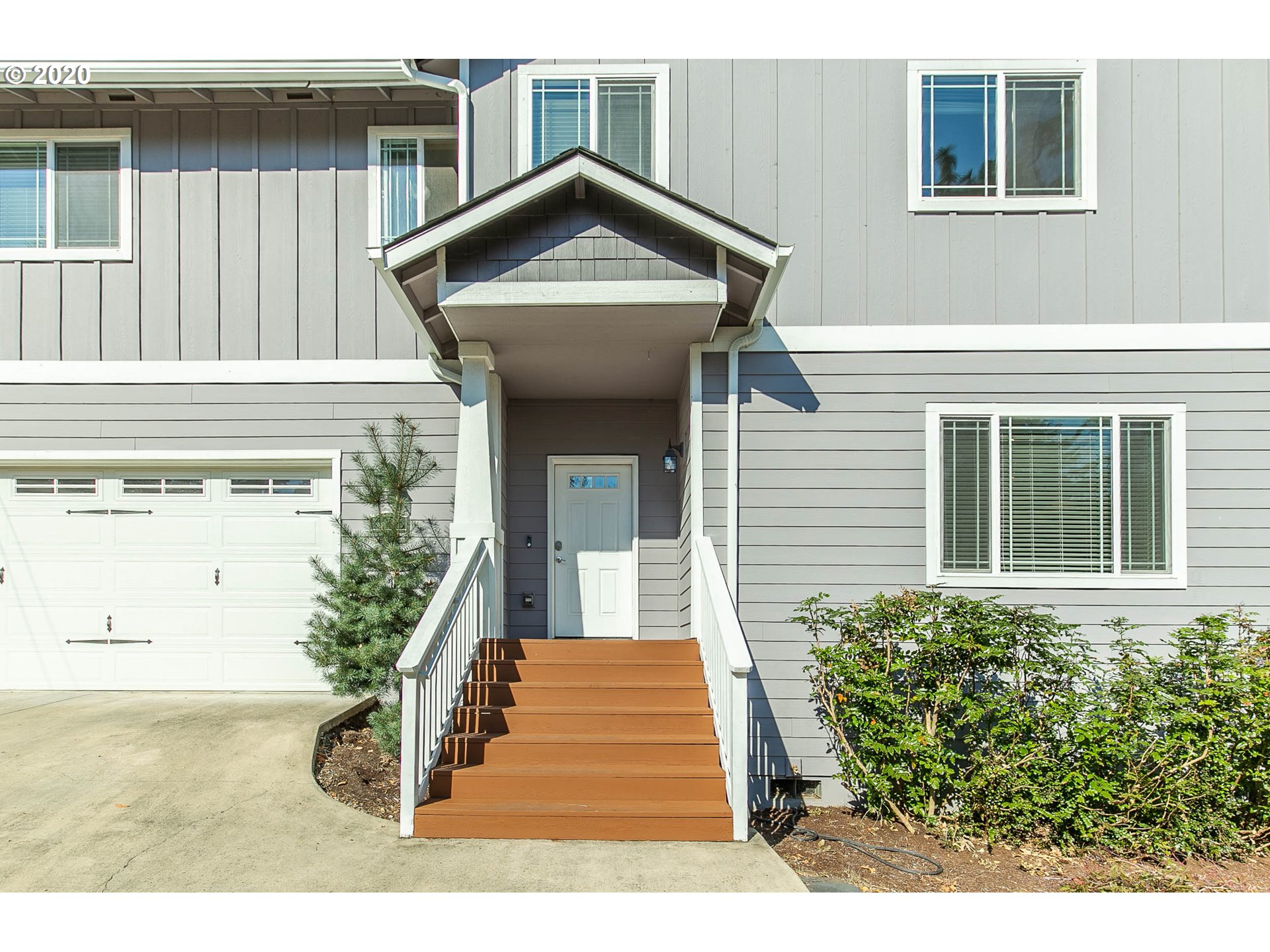 4976 Fox Hollow Road Eugene, OR 97405 - Photo 2 of 32 Gallery Image 2