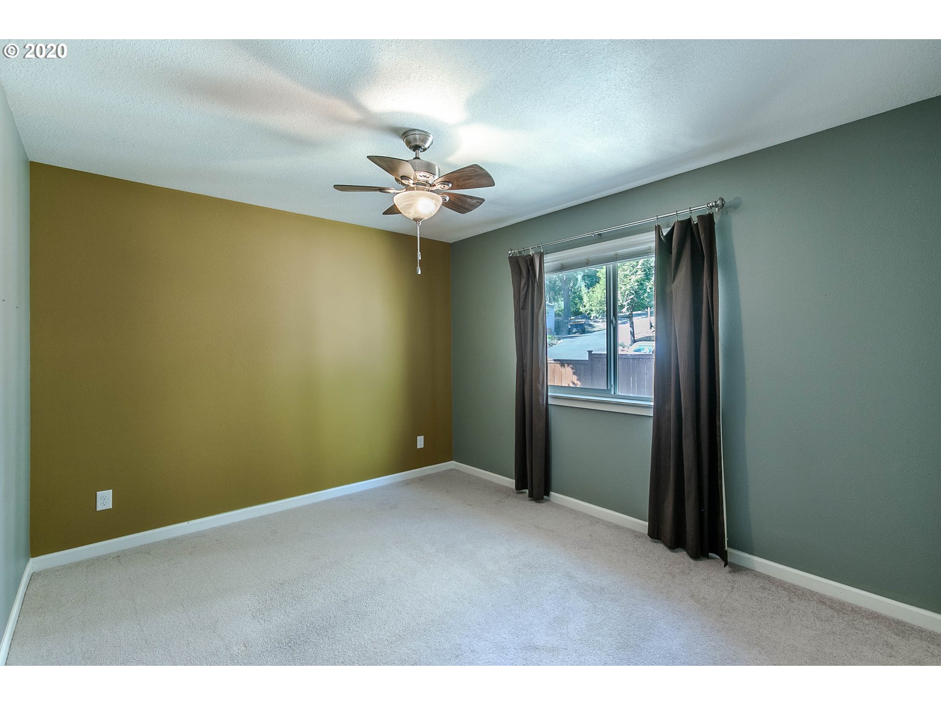 4976 Fox Hollow Road Eugene, OR 97405 - Photo 26 of 32 Gallery Image 26