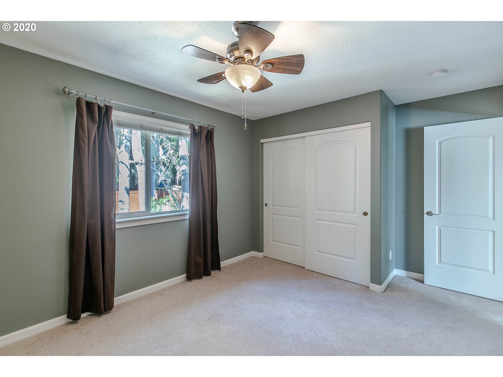 4976 Fox Hollow Road Eugene, OR 97405 - Photo 27 of 32 Gallery Image 27