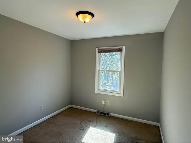 $1,850 | 1145 Pheasant Drive North, Carlisle, PA 17013