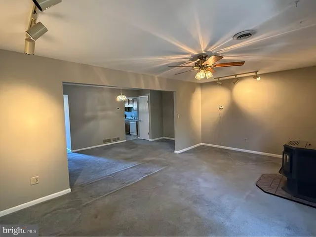 $1,850 | 1145 Pheasant Drive North, Carlisle, PA 17013