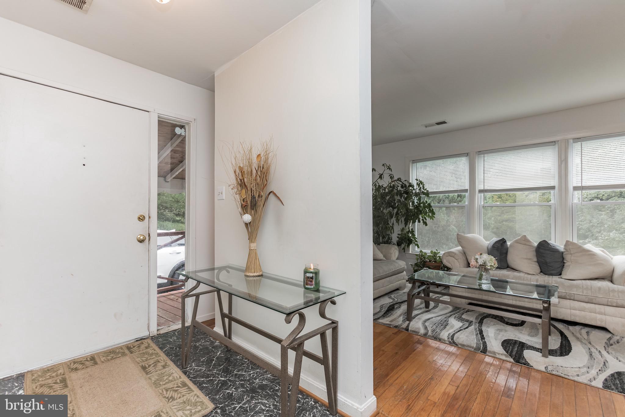 22701 Hawlings River Road Gaithersburg, MD 20882 - Photo 13 of 30 Gallery Image 13