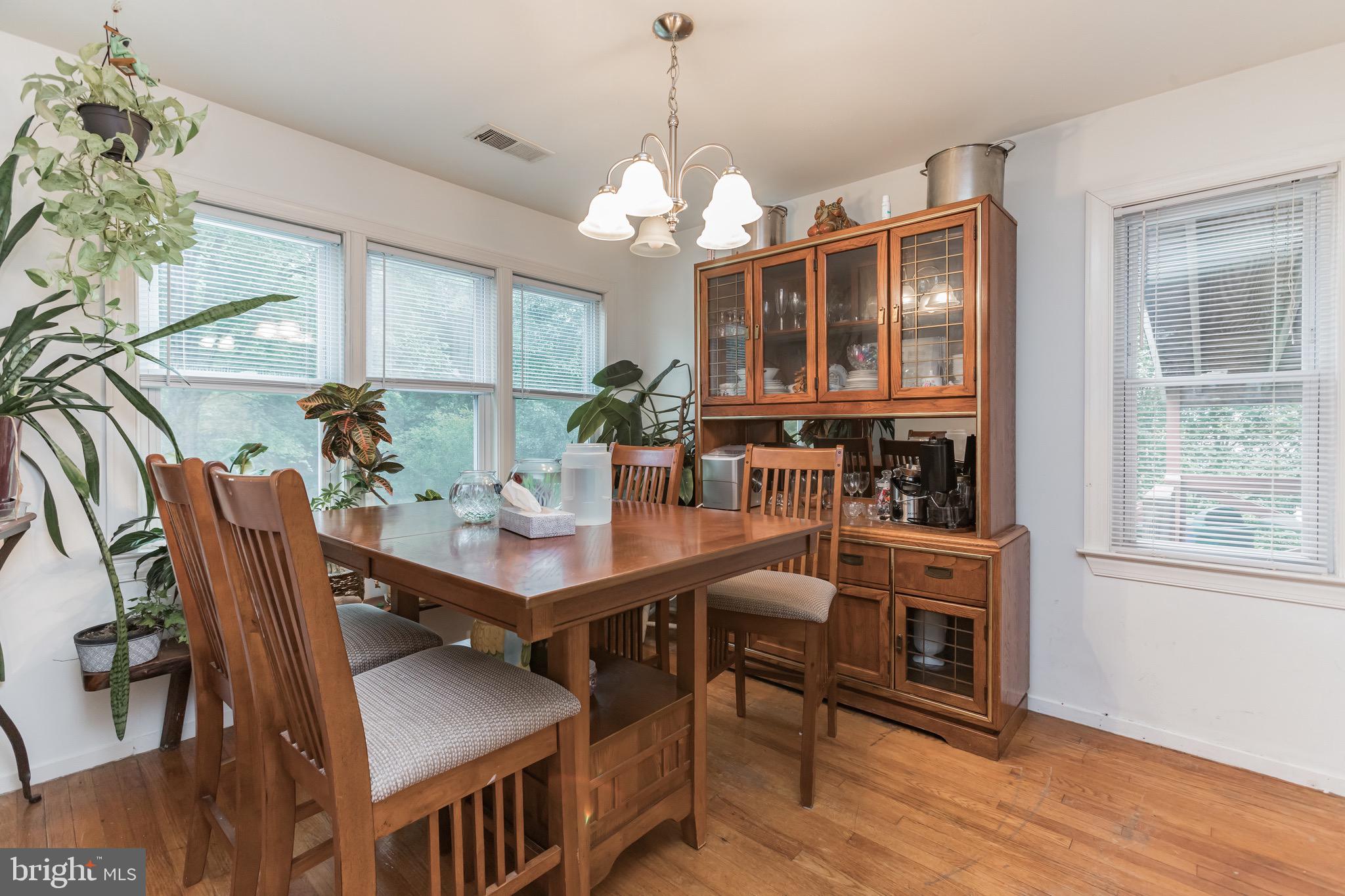 22701 Hawlings River Road Gaithersburg, MD 20882 - Photo 16 of 30 Gallery Image 16