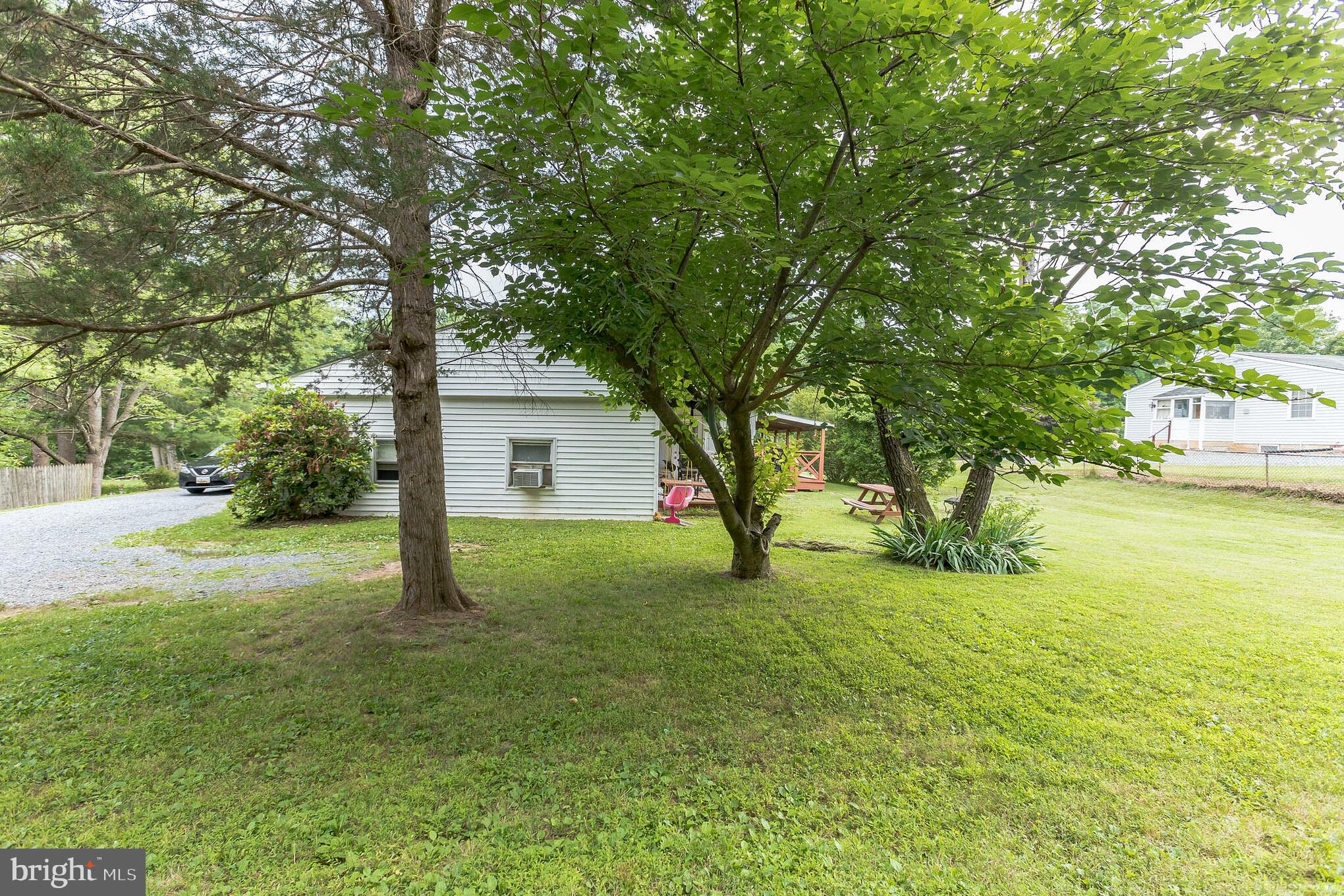 22701 Hawlings River Road Gaithersburg, MD 20882 - Photo 10 of 30 Gallery Image 10