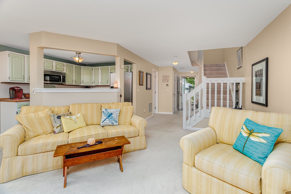 405 Ridgefield Circle, Unit C Clinton, MA 01510 - Photo 12 of 32 Gallery Image 12